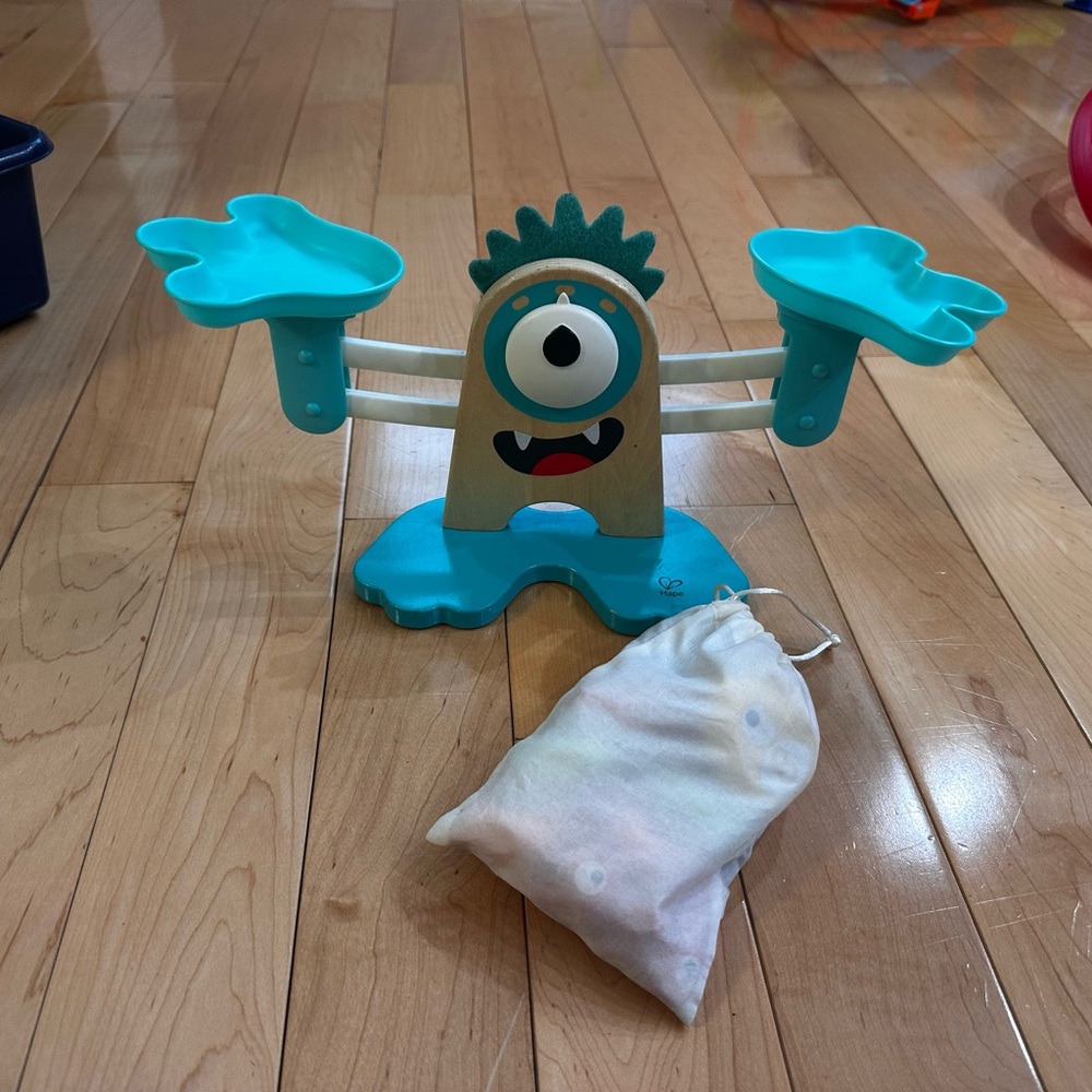 HAPE Wooden Teal Monster Counting Balance Toy - Educational Kids Toy - Picture 2 of 2